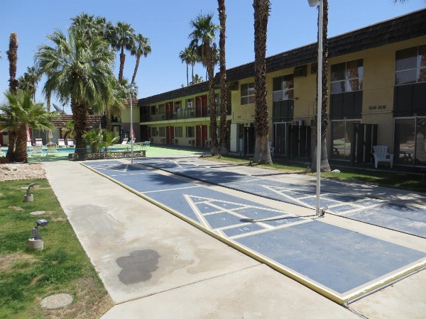 Desert Lodge image 19